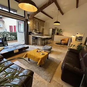  Appartement Instant En Provence France