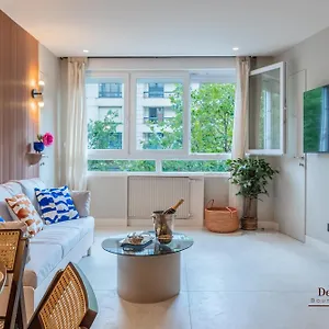 De Montescal Montparnasse Ac In A Prime Location 22 -36m2 Paris